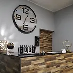 Re Carlo Rooms